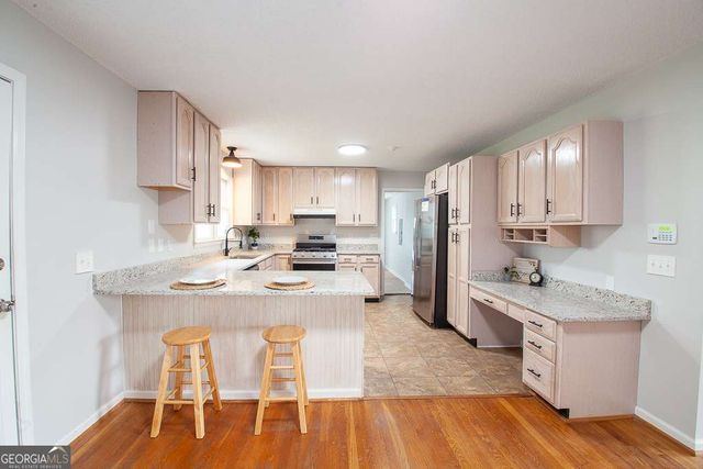 102 Lindsey Court NE, Calhoun, GA 30701