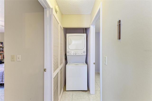 3405 TALLYWOOD LANE 7130, Sarasota, FL 34237