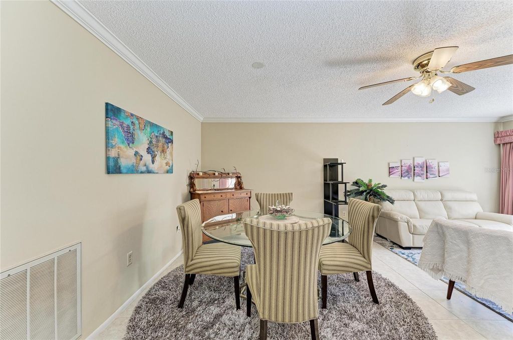 Image 12 of property listing at 3405 TALLYWOOD LANE 7130, Sarasota, FL 34237
