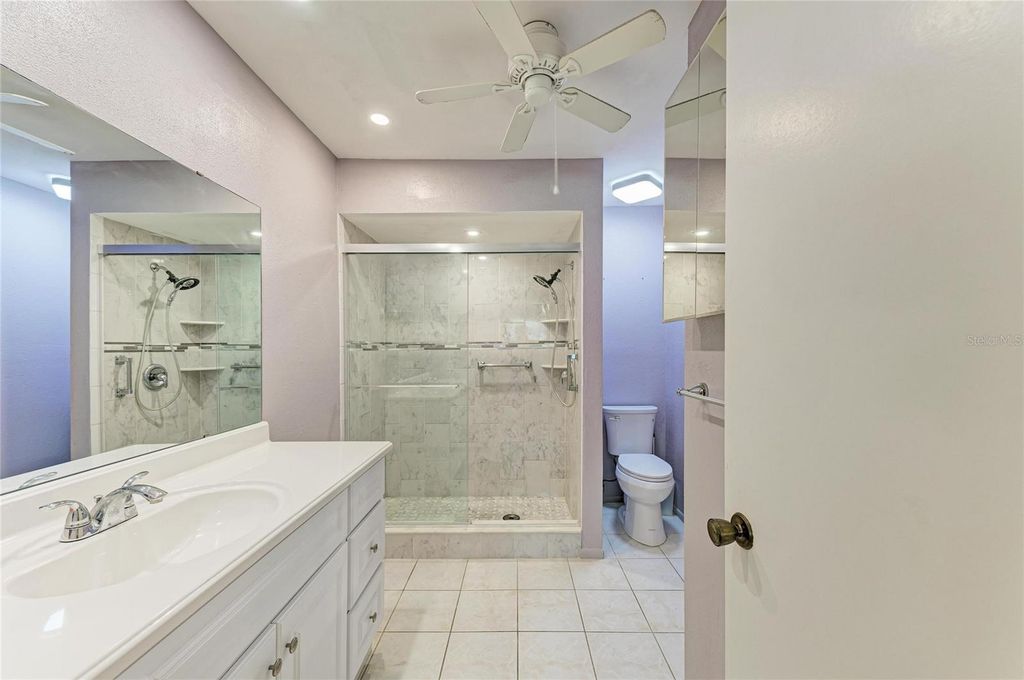 Image 30 of property listing at 3405 TALLYWOOD LANE 7130, Sarasota, FL 34237