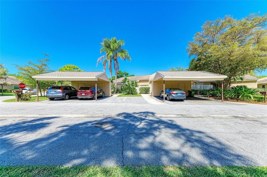 Image 41 of property listing at 3405 TALLYWOOD LANE 7130, Sarasota, FL 34237