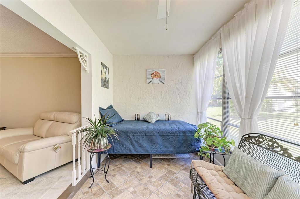 Image 48 of property listing at 3405 TALLYWOOD LANE 7130, Sarasota, FL 34237