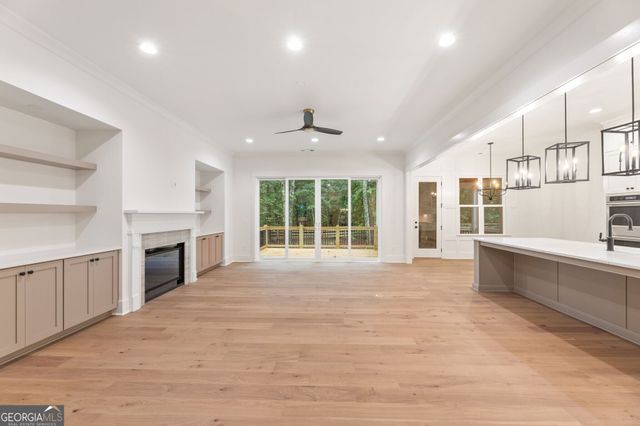 2395 Glade Overlook, Cumming, GA 30041