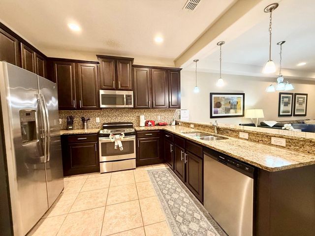 8189 ROSEVILLE ROAD, Davenport, FL 33896