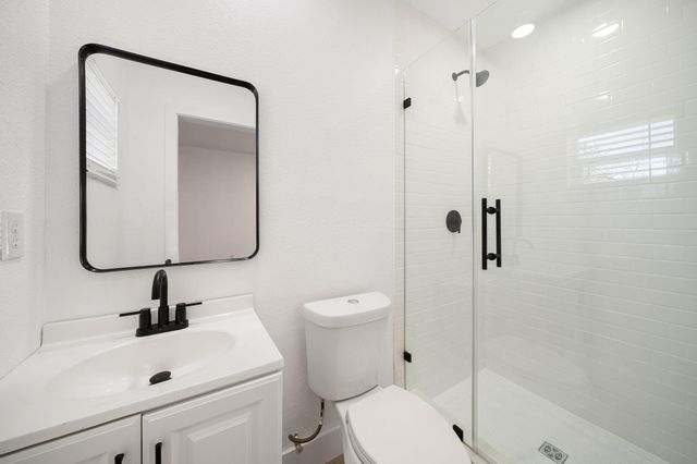 1003 Reid Street, Houston, TX 77022