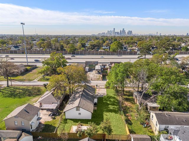 1003 Reid Street, Houston, TX 77022