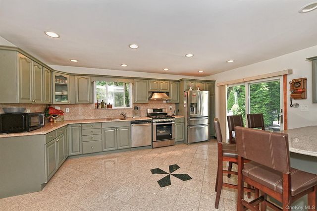 4 Village Hill Drive, Dix Hills, NY 11746
