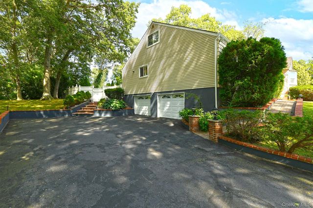 4 Village Hill Drive, Dix Hills, NY 11746
