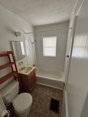 4021 Clarendon Road, Indianapolis, IN 46208