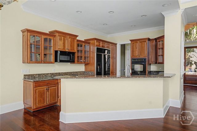 7 Sky Sail Circle, Savannah, GA 31411