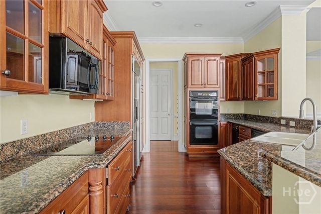 7 Sky Sail Circle, Savannah, GA 31411