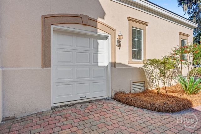 7 Sky Sail Circle, Savannah, GA 31411