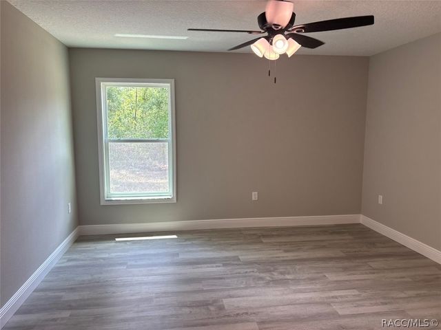 2170 W G Martinelli Boulevard, Dunnellon, FL 34434