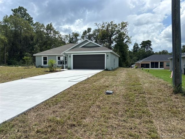 2170 W G Martinelli Boulevard, Dunnellon, FL 34434