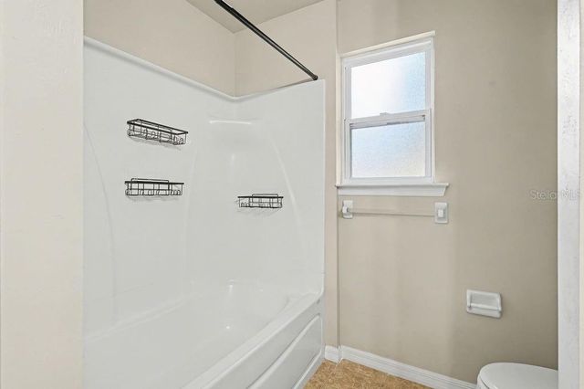 15705 NW 136 TERRACE, Alachua, FL 32615