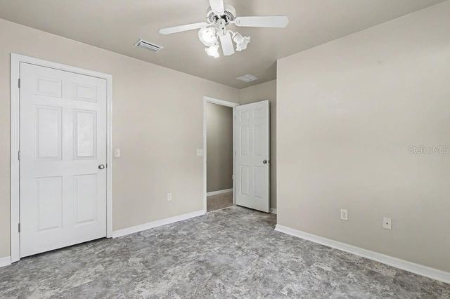 15705 NW 136 TERRACE, Alachua, FL 32615