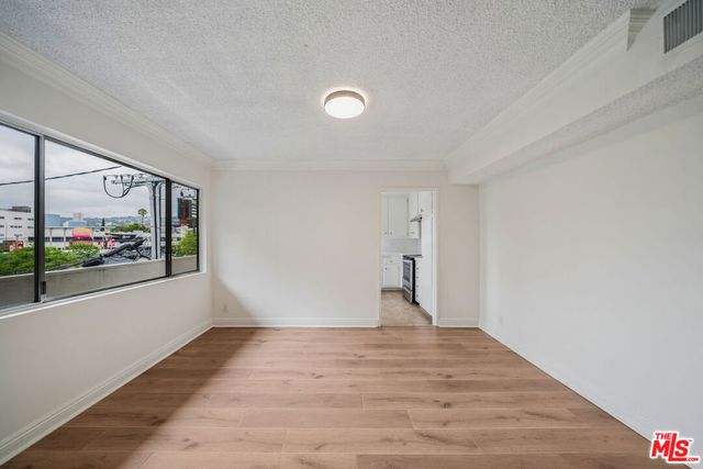 131 N Orlando Avenue 204, Los Angeles, CA 90048