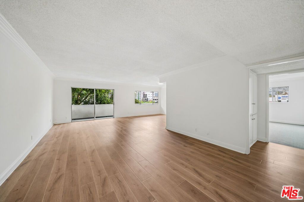 131 N Orlando Avenue 204, Los Angeles, CA 90048