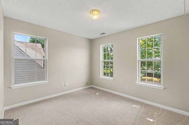 8550 Lakemeadow Drive, Union City, GA 30291