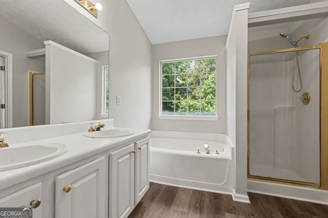 8550 Lakemeadow Drive, Union City, GA 30291
