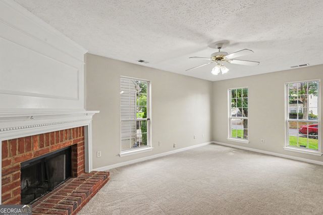 8550 Lakemeadow Drive, Union City, GA 30291