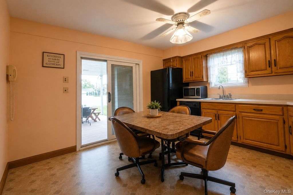 59 Lake Shore Drive, Ronkonkoma, NY 11779 — photo 4