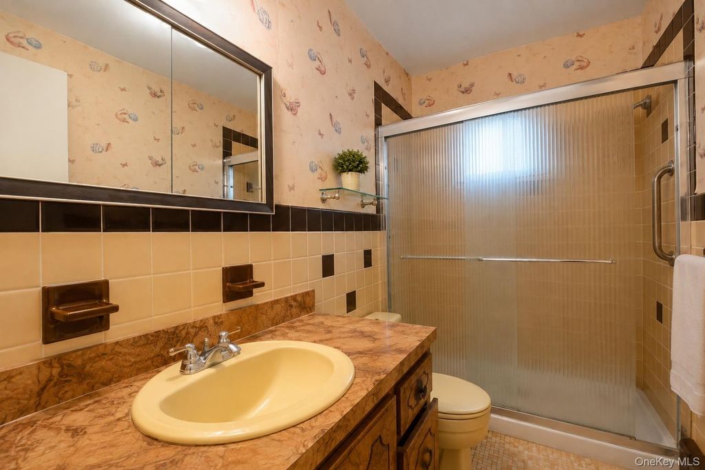 59 Lake Shore Drive, Ronkonkoma, NY 11779 — photo 5