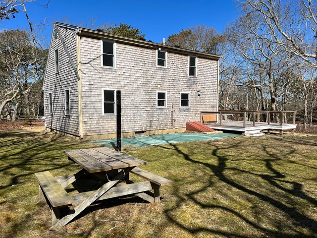 1 Dodgers Hole Road, Edgartown, MA 02539