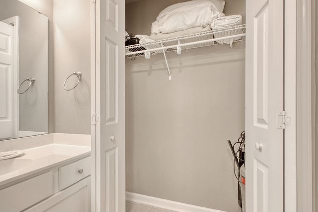 415 Ocean Creek Dr Apt 2211, Myrtle Beach, SC 29572