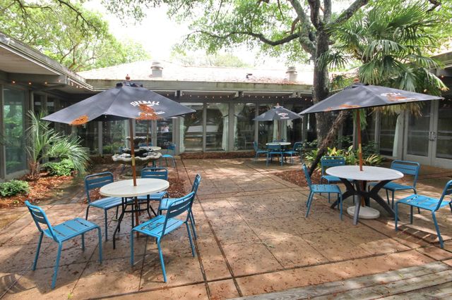 415 Ocean Creek Dr Apt 2211, Myrtle Beach, SC 29572