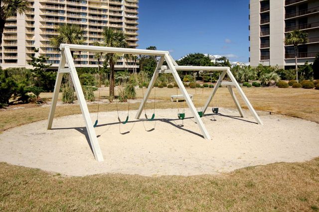 415 Ocean Creek Dr Apt 2211, Myrtle Beach, SC 29572