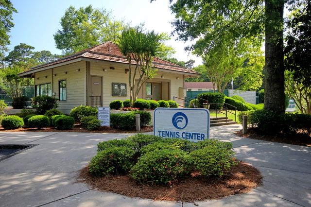 415 Ocean Creek Dr Apt 2211, Myrtle Beach, SC 29572