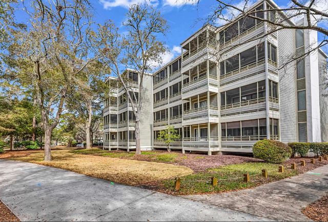 415 Ocean Creek Dr Apt 2211, Myrtle Beach, SC 29572