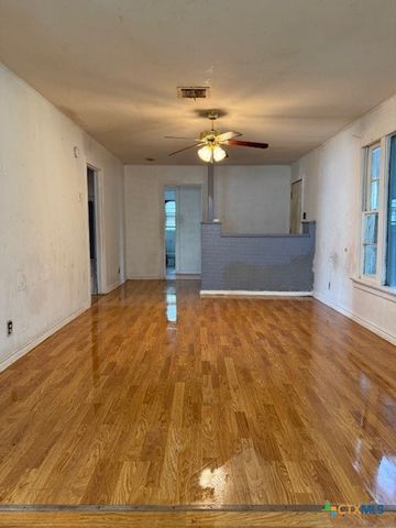 1017 S 47th Street, Temple, TX 76504