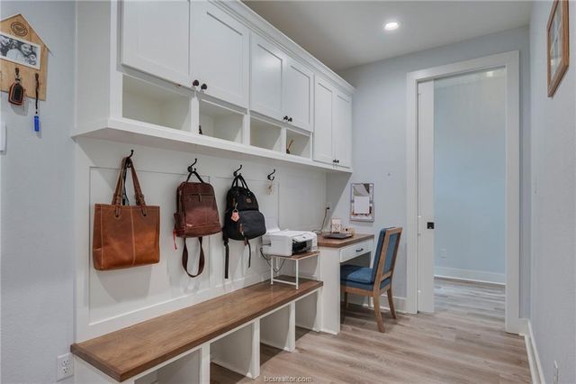 1927 Cottonwood Terrace Court, College Station, TX 77845