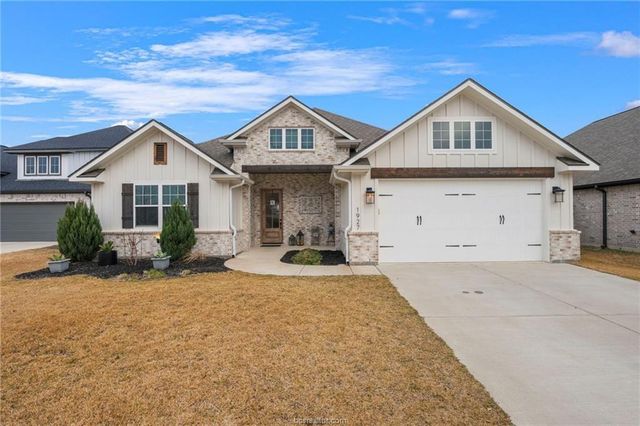 1927 Cottonwood Terrace Court, College Station, TX 77845