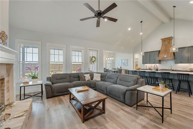 1927 Cottonwood Terrace Court, College Station, TX 77845