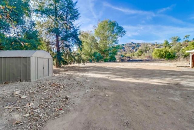 15808 Thomas Paine, Ramona, CA 92065