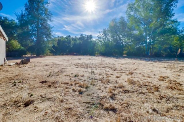 15808 Thomas Paine, Ramona, CA 92065