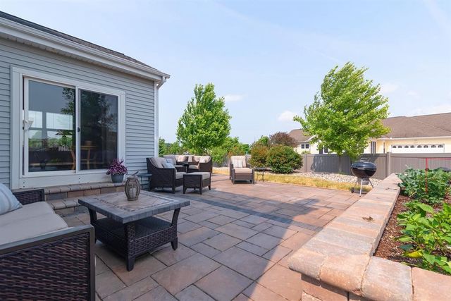 493 Crescendo Drive, Sun Prairie, WI 53590