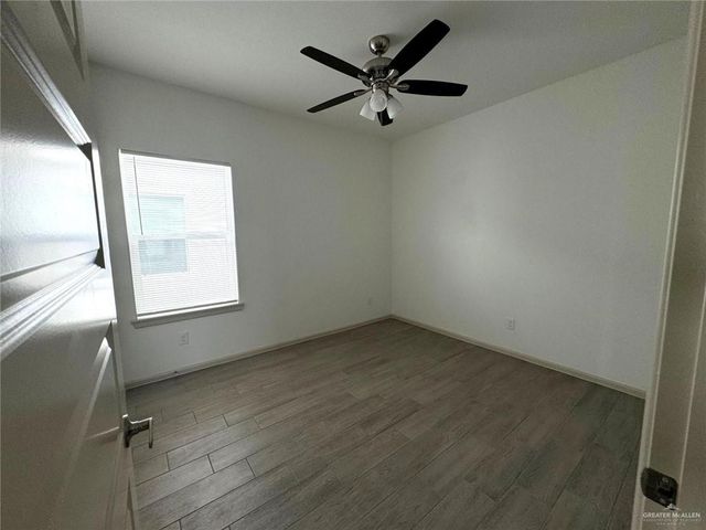 7702 N 58th Lane 1, Mission, TX 78573