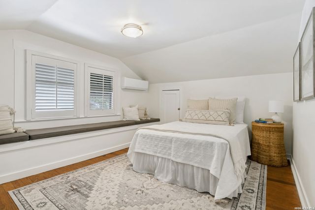 112 Eaton, San Antonio, TX 78209