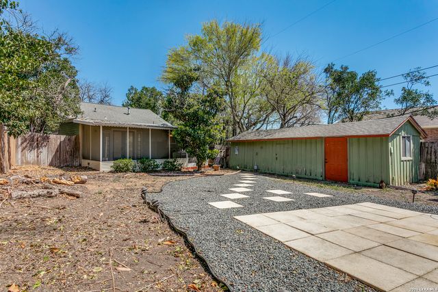112 Eaton, San Antonio, TX 78209