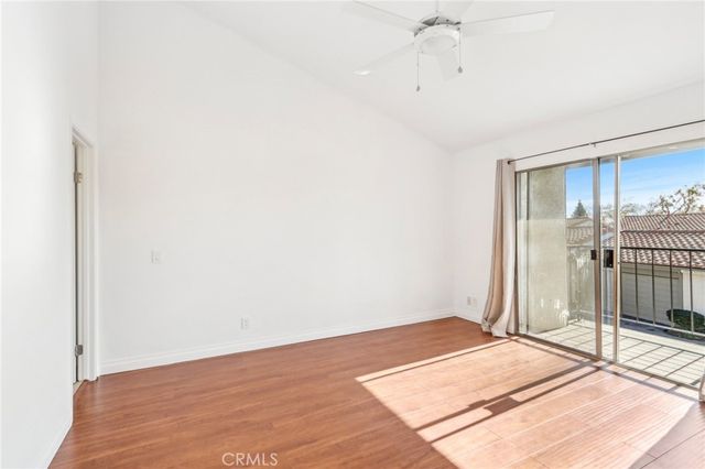19535 Rinaldi Street 44, Porter Ranch, CA 91326
