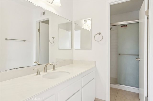 19535 Rinaldi Street 44, Porter Ranch, CA 91326