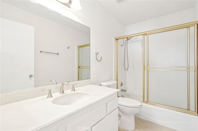 19535 Rinaldi Street 44, Porter Ranch, CA 91326