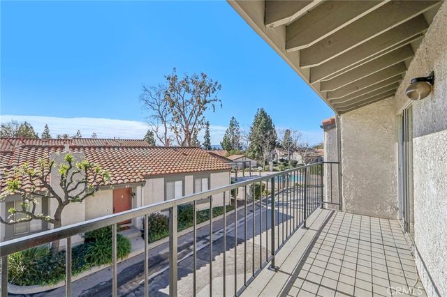 19535 Rinaldi Street 44, Porter Ranch, CA 91326