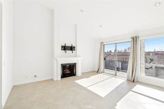 19535 Rinaldi Street 44, Porter Ranch, CA 91326