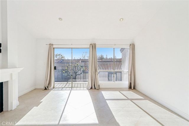 19535 Rinaldi Street 44, Porter Ranch, CA 91326