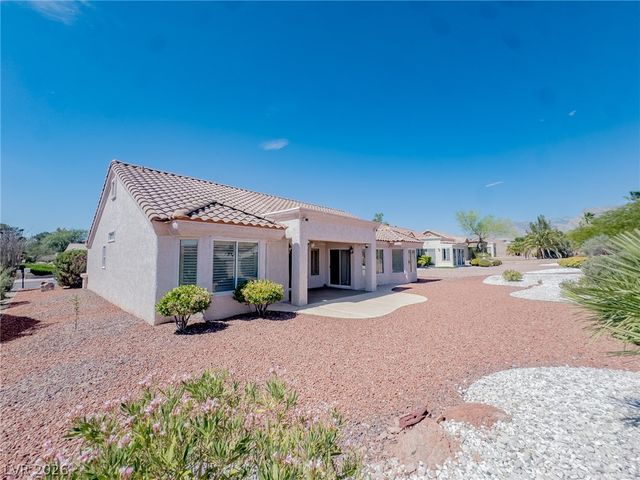 9208 Cactus Wood Drive, Las Vegas, NV 89134